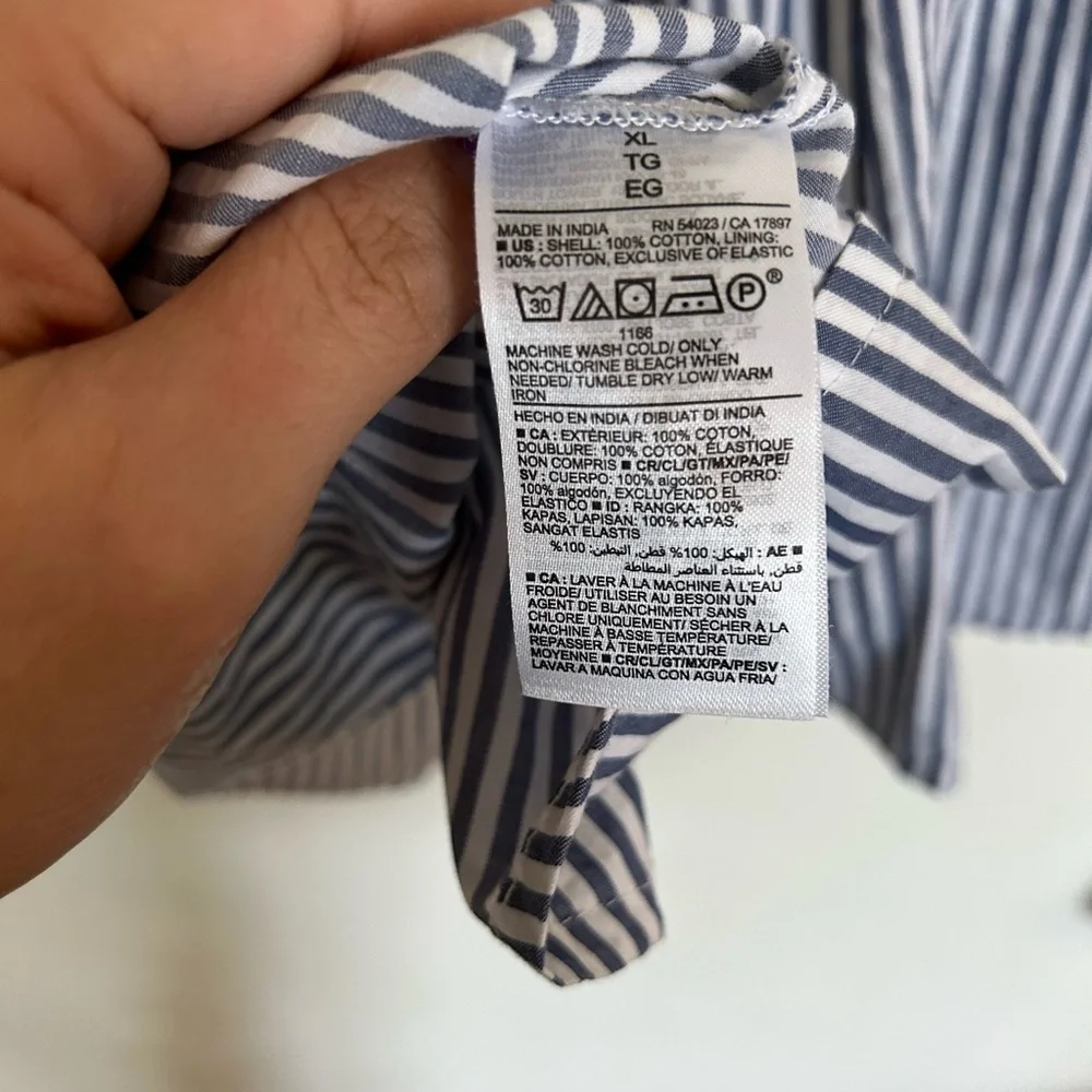 NWT extra large old, navy blue and white, striped baby doll, puff sleeve top